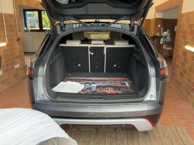 Land Rover Range Rover Velar 2.0 Diesel SE R-Dynamic — zdjęcie 10