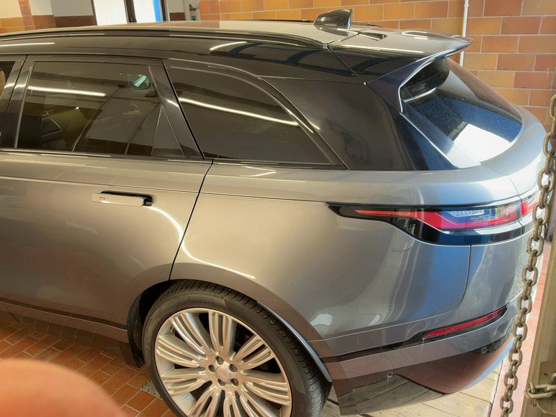 Land Rover Range Rover Velar 2.0 Diesel SE R-Dynamic — zdjęcie 3
