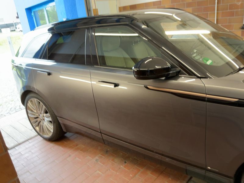 Land Rover Range Rover Velar 2.0 Diesel SE R-Dynamic — zdjęcie 7