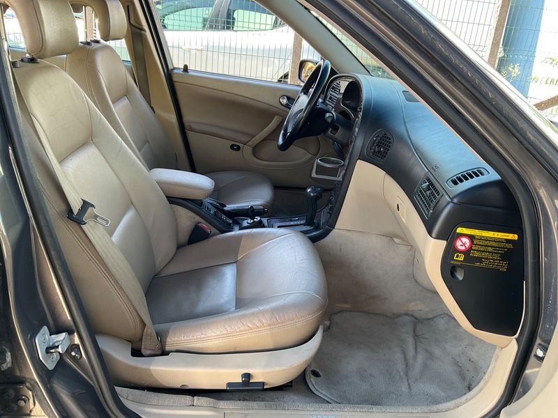 Saab 9-5 2.3 T Linear — zdjęcie 3