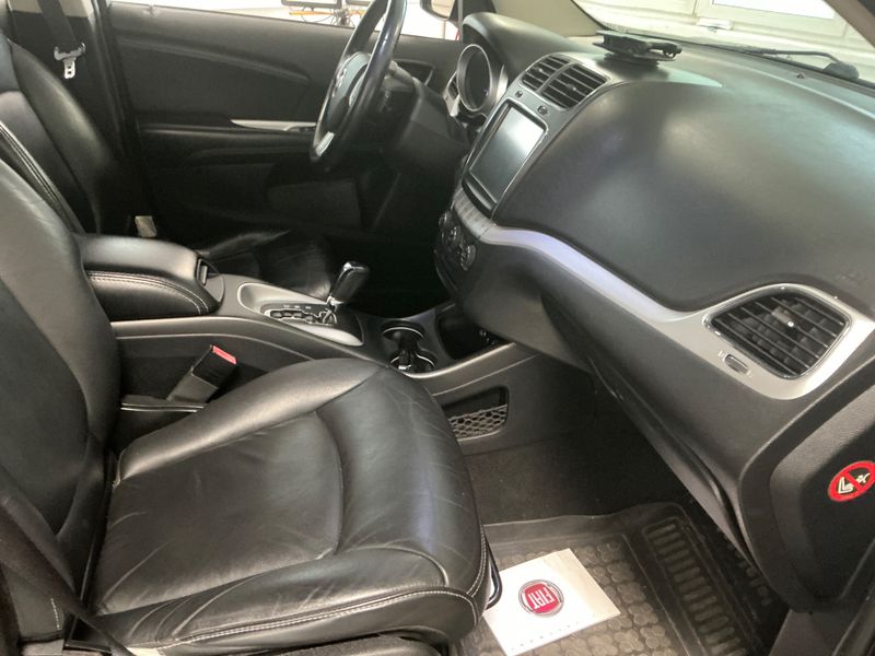 Fiat Freemont 2.0 Multijet Lounge 4WD — zdjęcie 3