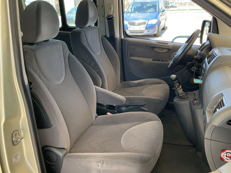 Fiat Scudo 2.0 JTDM Panorama Executive L2H1 130 Multijet — zdjęcie 11