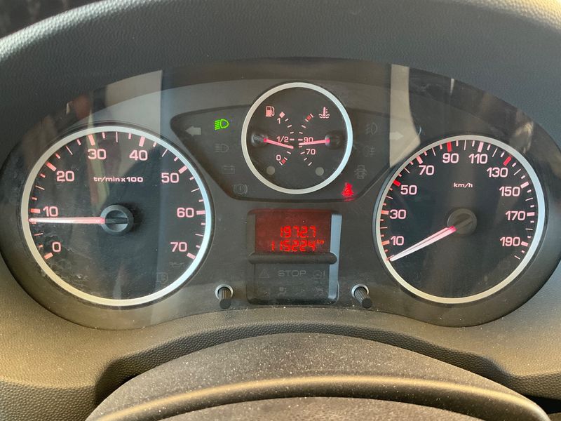 Fiat Scudo 2.0 JTDM Panorama Executive L2H1 130 Multijet — zdjęcie 13