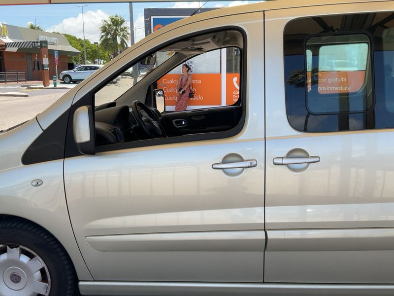 Fiat Scudo 2.0 JTDM Panorama Executive L2H1 130 Multijet — zdjęcie 4