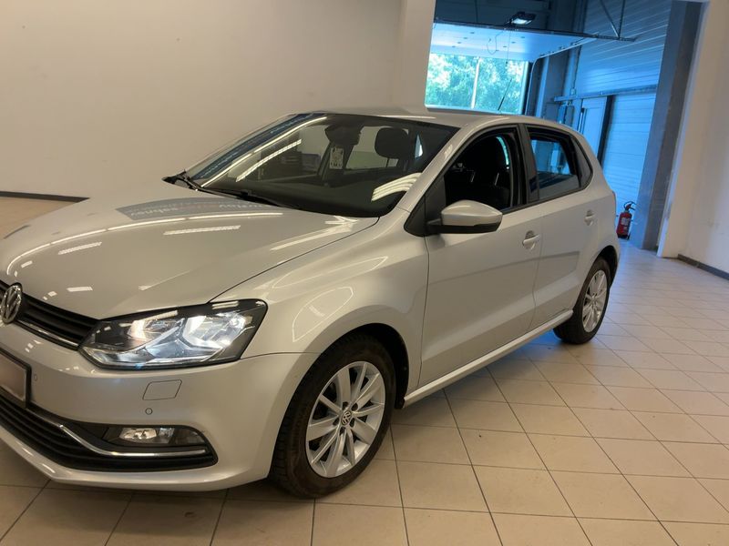 Volkswagen Polo 1.4 TDI Comfortline BlueMotion Tech — zdjęcie 2