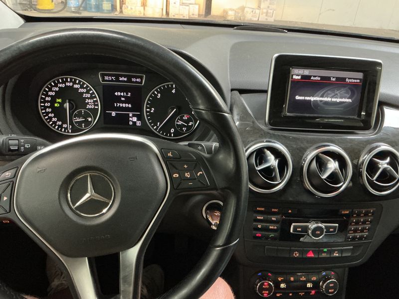 Mercedes-Benz B-Klasse B 200 CDI Standard 2012 – снимка 17