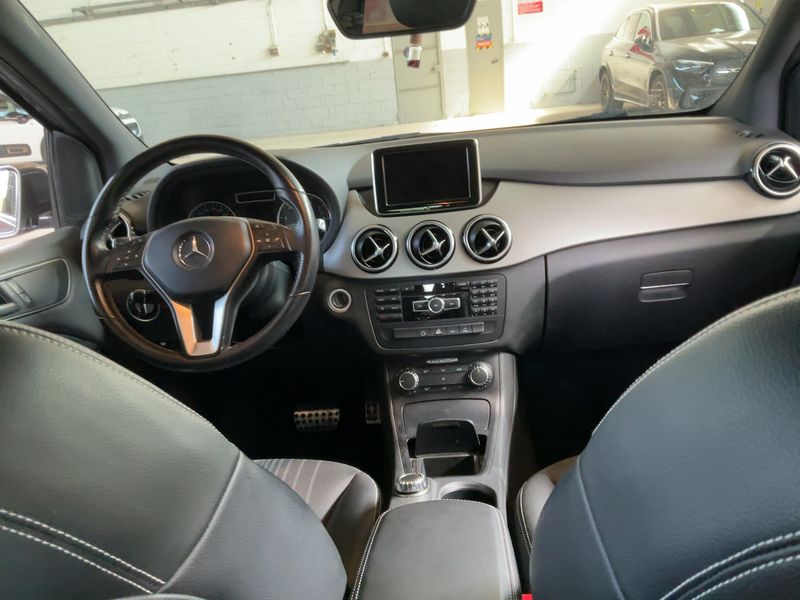 Mercedes-Benz B-Klasse B 180 Executive 2012 – снимка 17