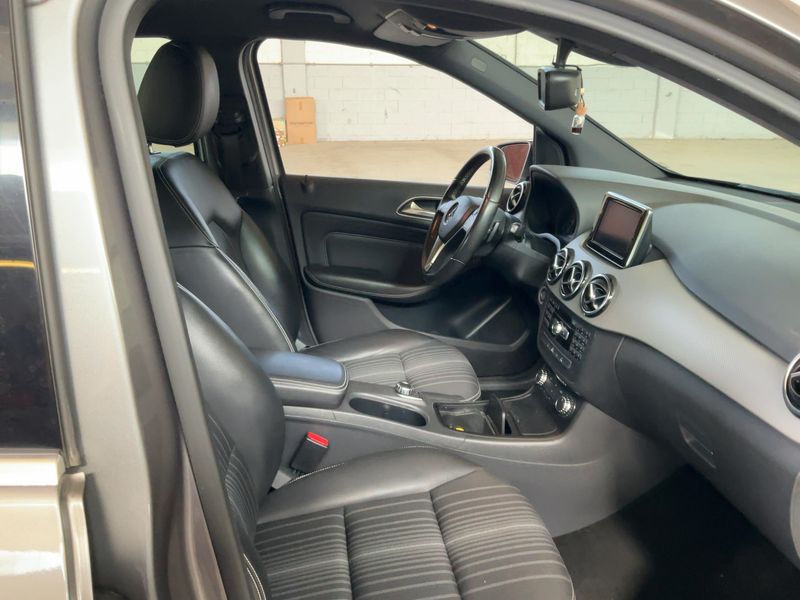 Mercedes-Benz B-Klasse B 180 Executive 2012 – снимка 16
