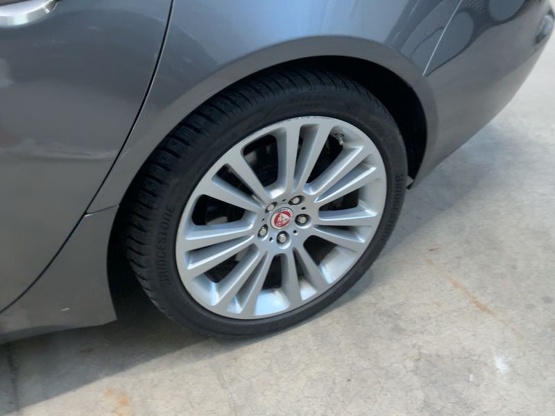 Jaguar XF 25d Portfolio AWD 2018 – снимка 5