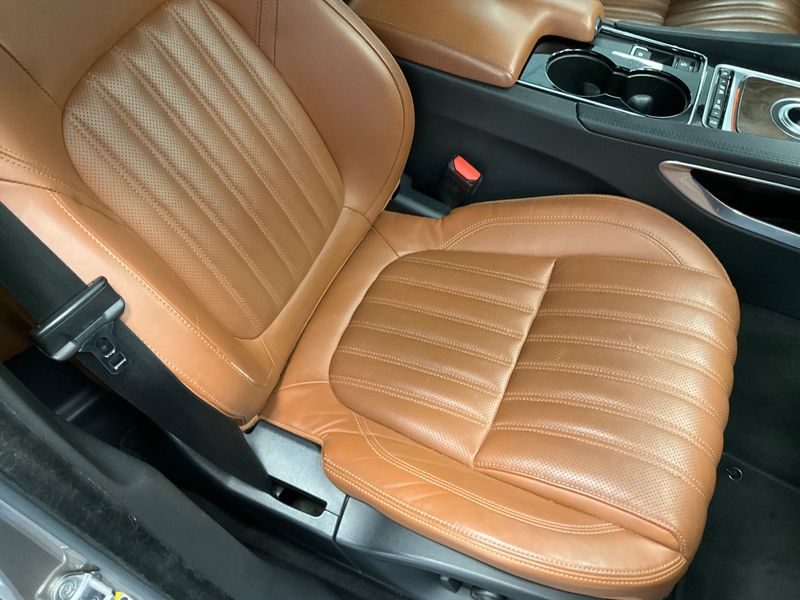 Jaguar F-Pace 30d Portfolio AWD 2016 – снимка 23