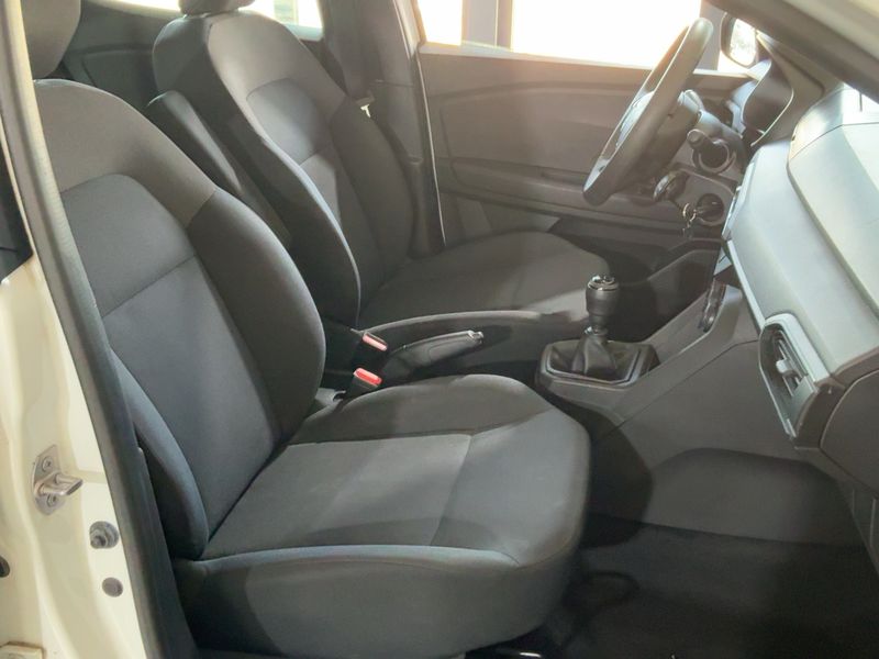Dacia Sandero 1.0 SCe Essential — zdjęcie 11