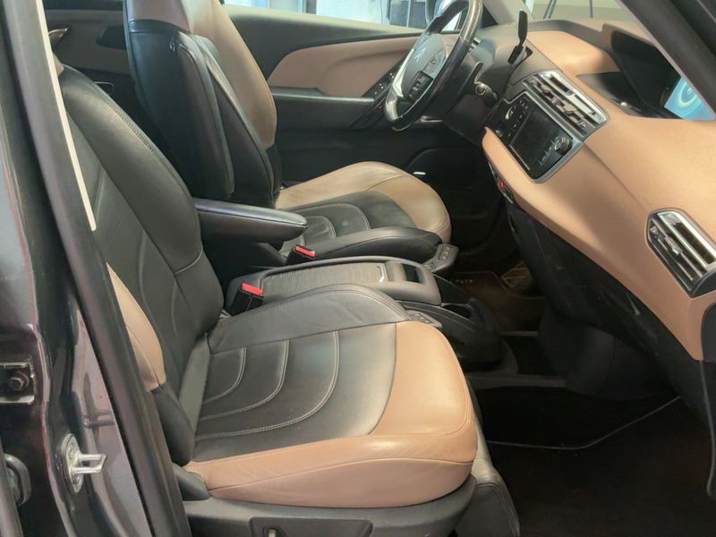 Citroen C4 Grand Picasso 2.0 Blue-HDi Exclusive — zdjęcie 11
