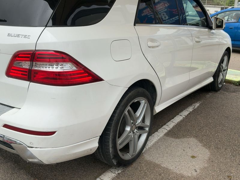 Mercedes-Benz M-Klasse ML 350 CDI BlueTec Sport — zdjęcie 6