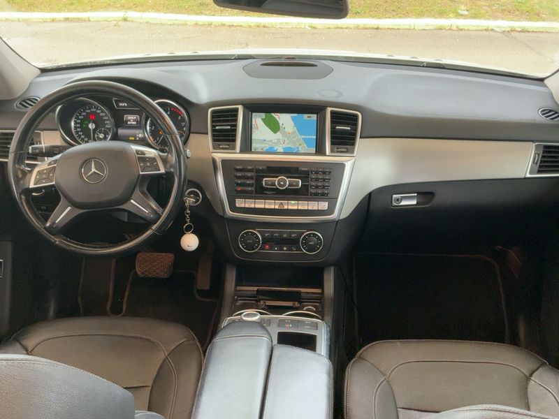 Mercedes-Benz M-Klasse ML 350 CDI BlueTec Sport — zdjęcie 12