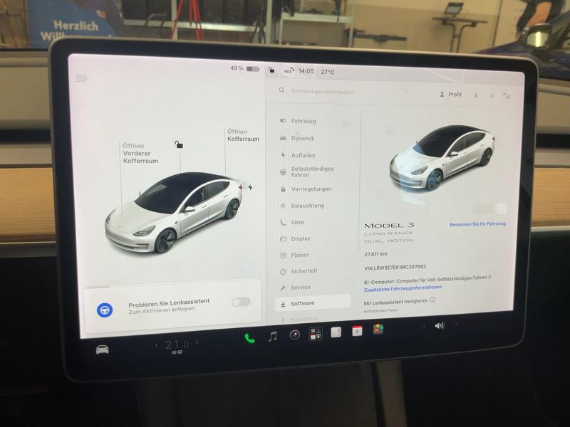 Tesla Model 3 Long Range — zdjęcie 13
