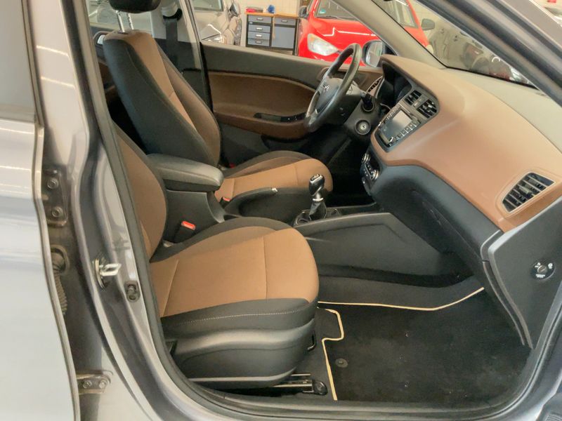 Hyundai i20 1.0 TGDI Comfort — zdjęcie 11