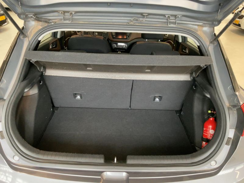 Hyundai i20 1.0 TGDI Comfort — zdjęcie 10