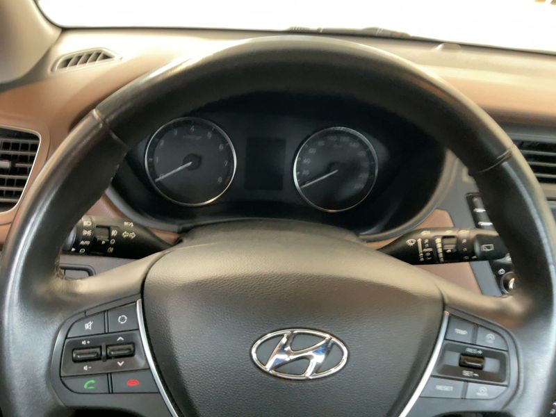 Hyundai i20 1.0 TGDI Comfort — zdjęcie 13