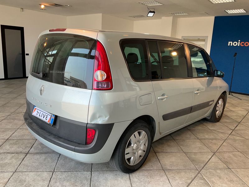 Renault Espace 1.9 dCi Expression — zdjęcie 2