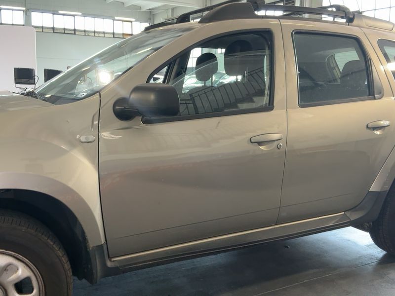Dacia Duster 1.5 dCi Laureate 4x2 — zdjęcie 4