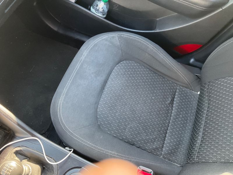 Hyundai ix35 1.6 Classic 2WD 2012 – снимка 31