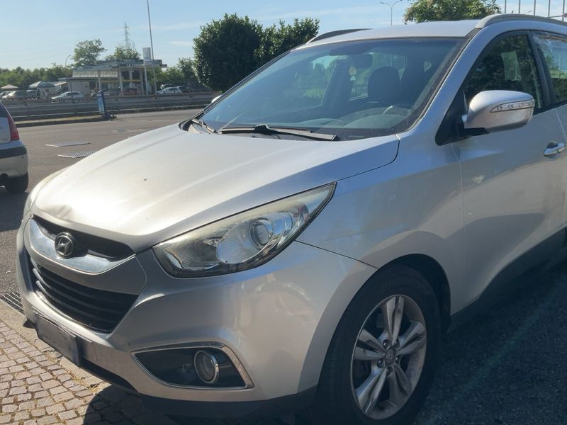 Hyundai ix35 1.6 Classic 2WD 2012 – снимка 2