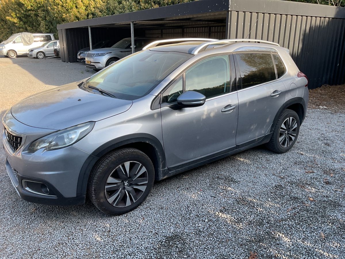 Peugeot 2008 2017 — photo 1