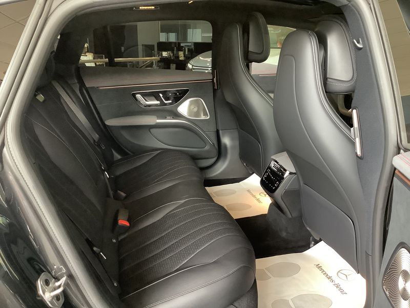 Mercedes-Benz EQS 450+ AMG Line — zdjęcie 14