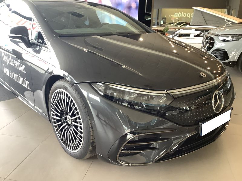 Mercedes-Benz EQS 450+ AMG Line — zdjęcie 6