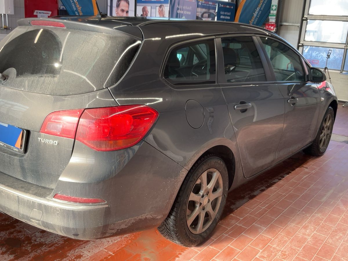 Opel Astra 2015 — photo 9