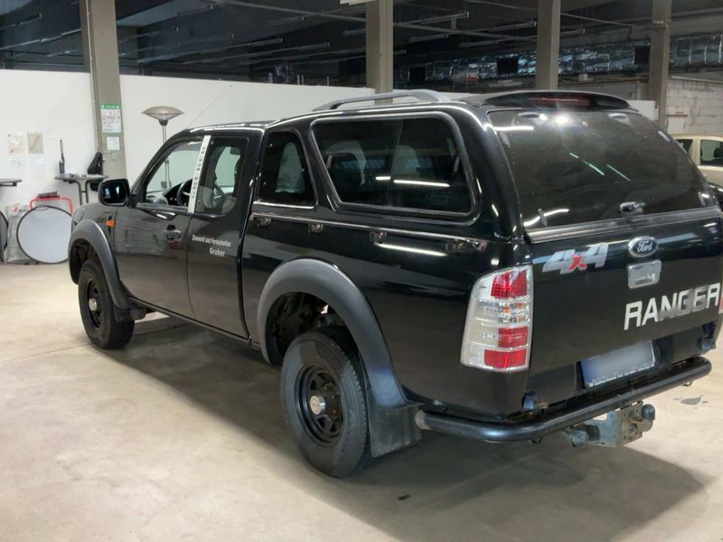 Ford Ranger 2.5 TDCi Doppelkabine 4x4 XL — zdjęcie 3