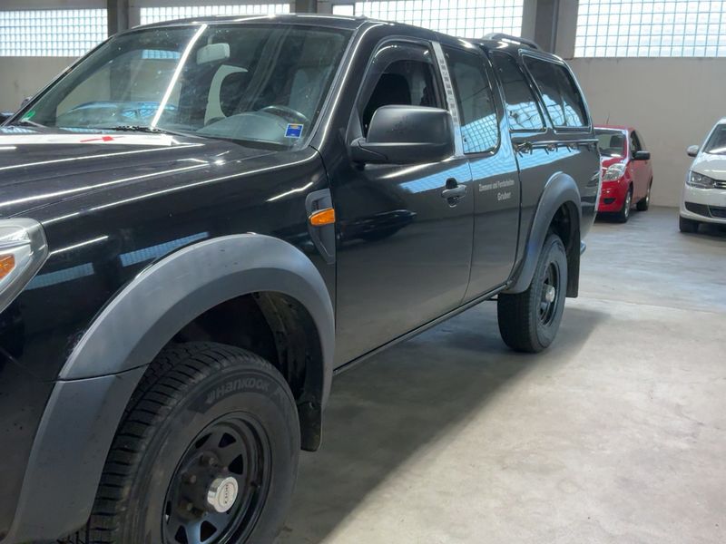 Ford Ranger 2.5 TDCi Doppelkabine 4x4 XL — zdjęcie 2