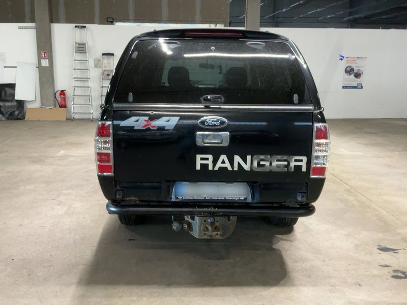 Ford Ranger 2.5 TDCi Doppelkabine 4x4 XL — zdjęcie 5