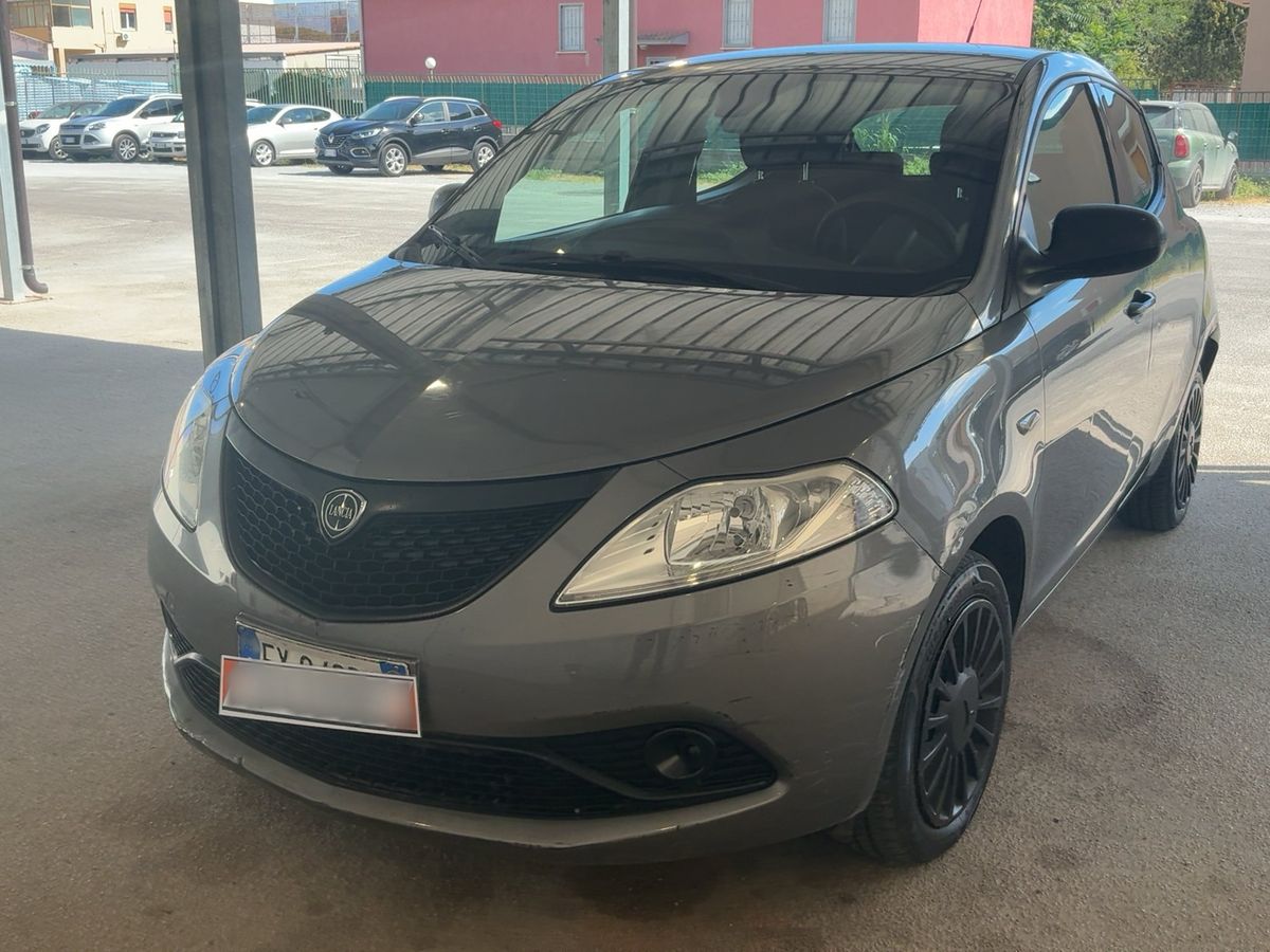 Lancia Ypsilon 2019