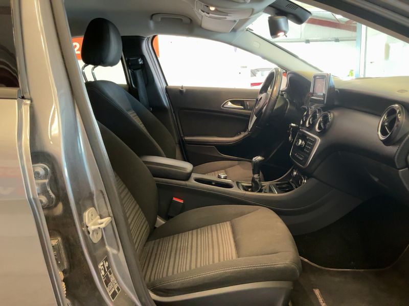 Mercedes-Benz A-Klasse A 180 CDI BlueEfficiency Intuition — zdjęcie 11