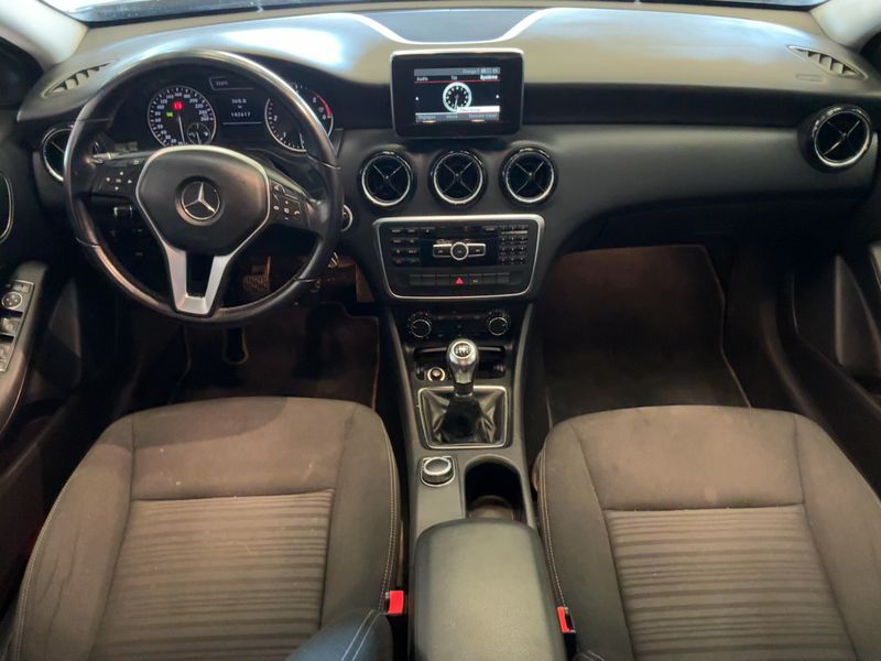Mercedes-Benz A-Klasse A 180 CDI BlueEfficiency Intuition — zdjęcie 12