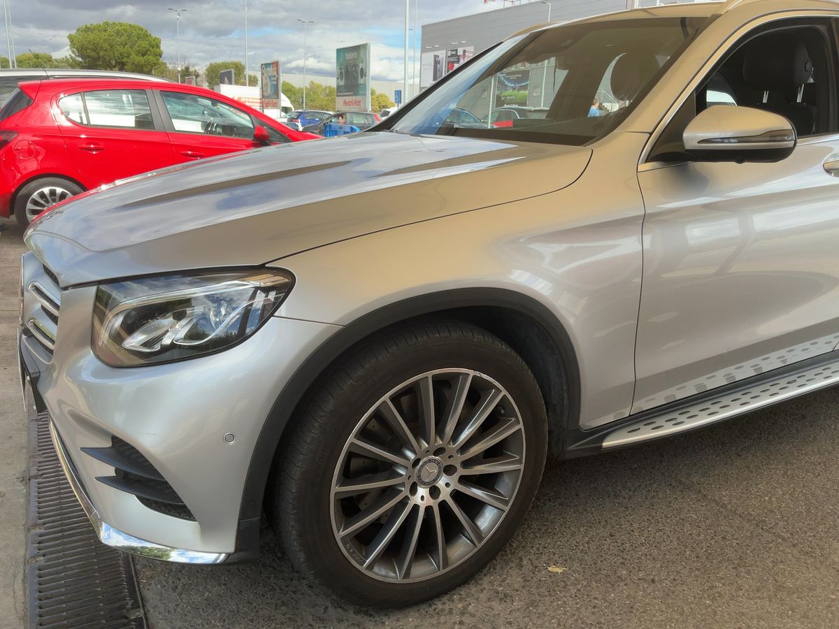 Mercedes-Benz GLC-Klasse GLC 250 4Matic AMG Line