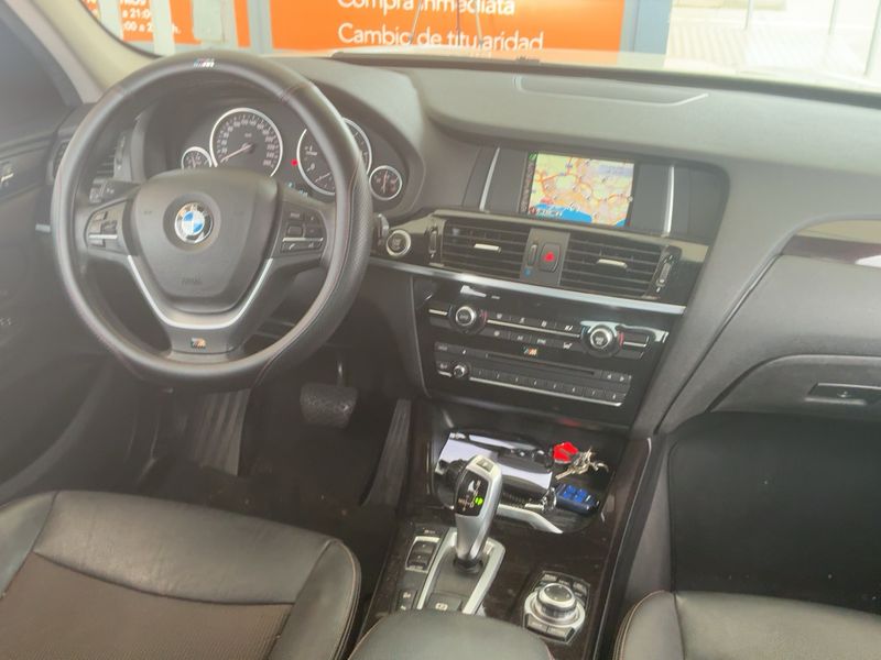 BMW X3 xDrive 20d — zdjęcie 12