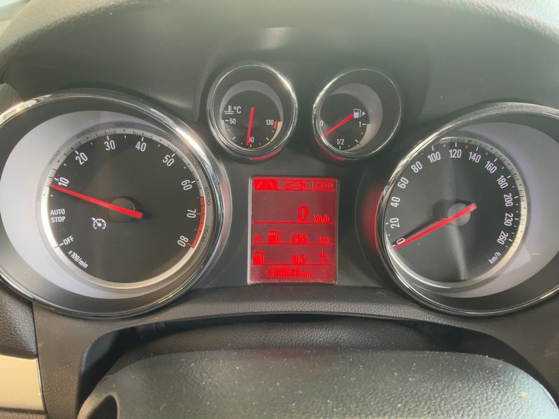 Opel Mokka 1.4 Turbo Edition ecoFlex — zdjęcie 13