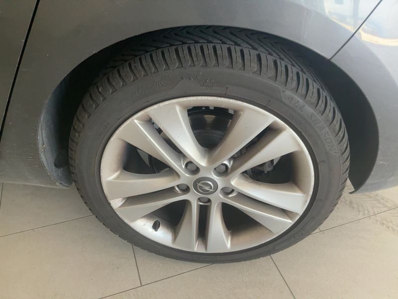 Opel Zafira Tourer 2.0 CDTI Cosmo 2012 – снимка 5