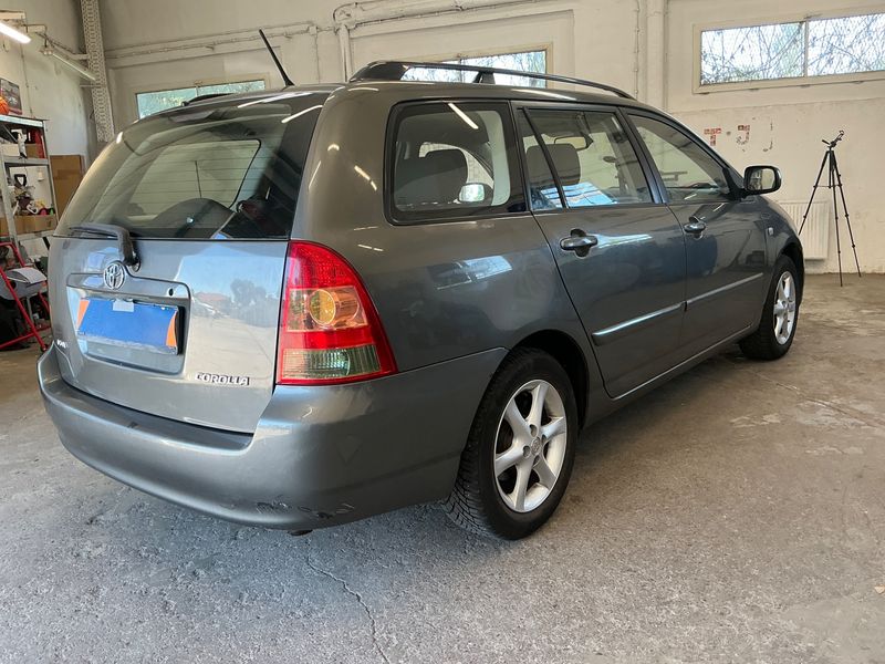 Toyota Corolla 1.6 Sol — zdjęcie 2