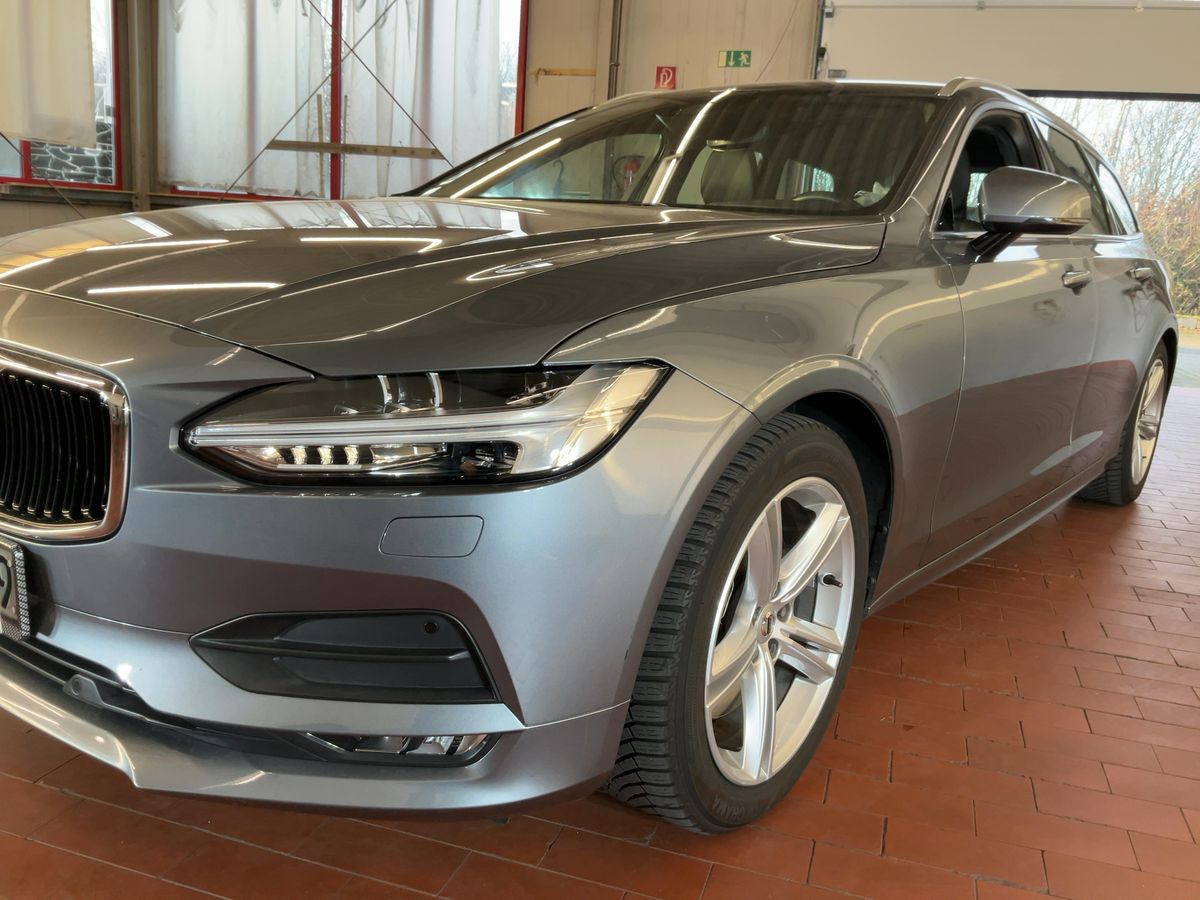 Volvo V90 2.0 T4 Momentum