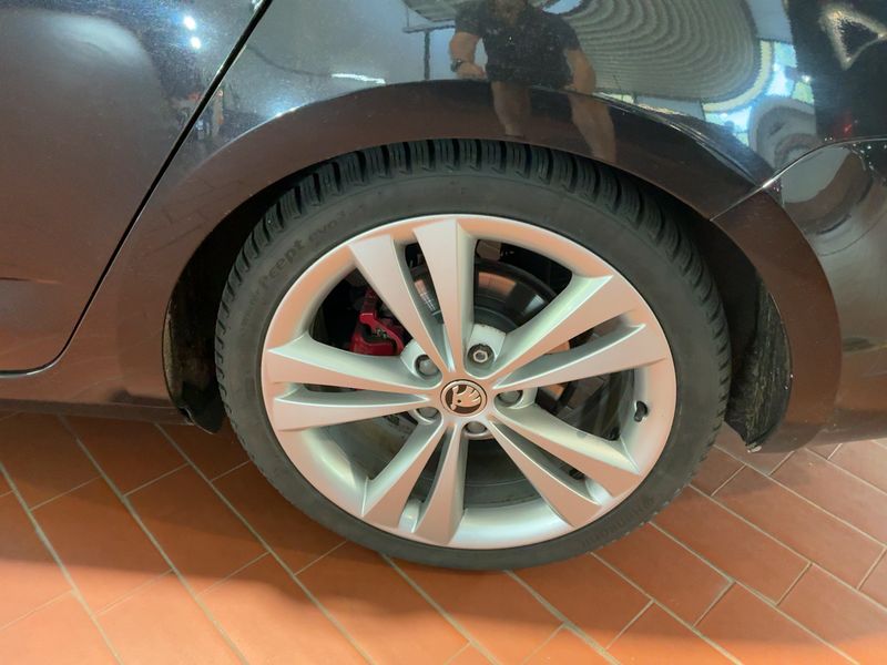 Skoda Octavia 2.0 TDI RS 2015 – снимка 5