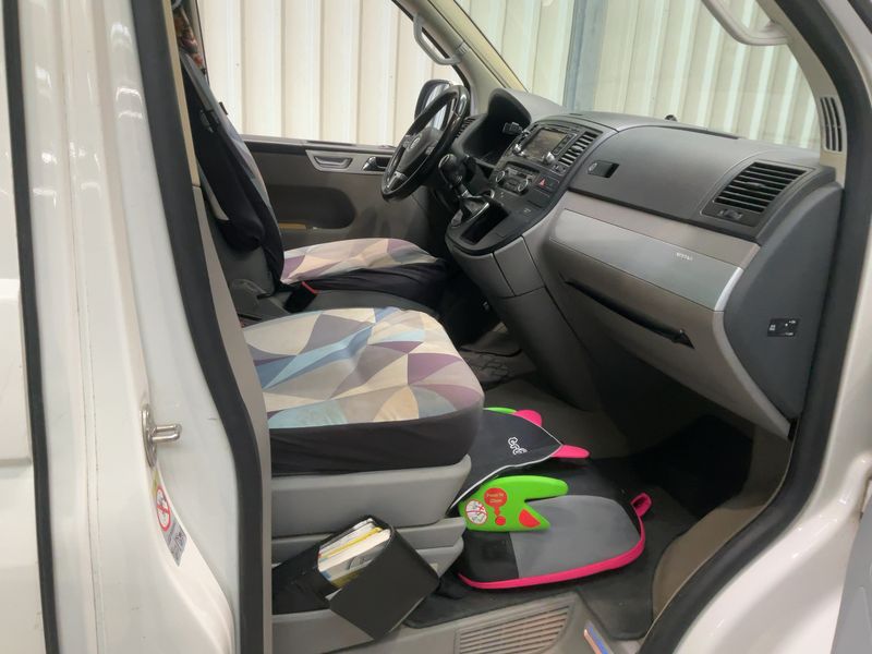 Volkswagen T5 California 2.0 TDI Comfortline Europe — zdjęcie 11