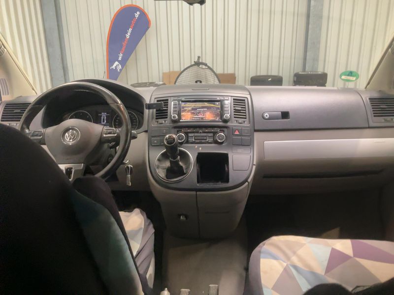 Volkswagen T5 California 2.0 TDI Comfortline Europe — zdjęcie 12