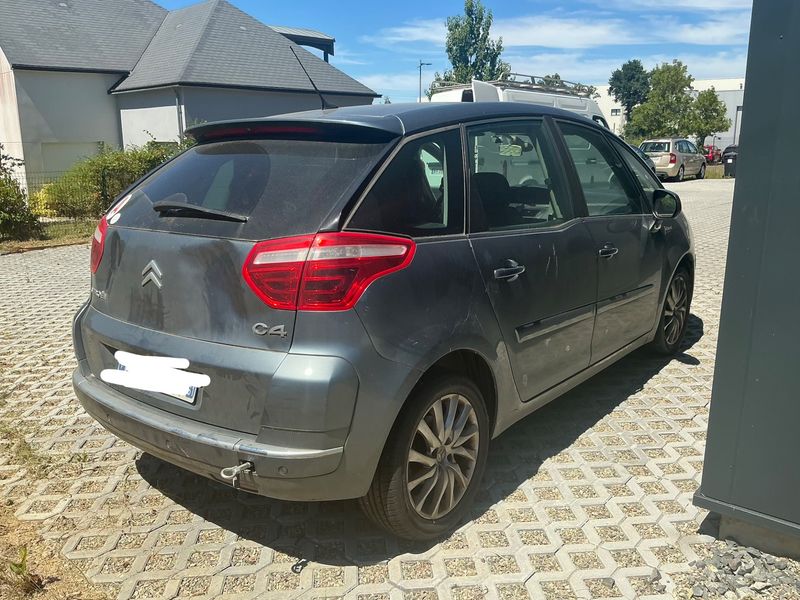 Citroen C4 Picasso 1.6 HDi Dynamique — zdjęcie 2
