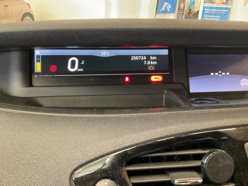 Renault Grand Scenic 1.5 dCi Carminat Tom-Tom — zdjęcie 4