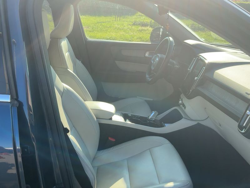 Volvo XC40 2.0 D3 Inscription 2WD — zdjęcie 11