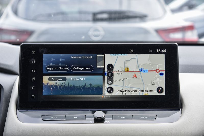 Nissan Qashqai 1.5 VC-T e-POWER Acenta — zdjęcie 13