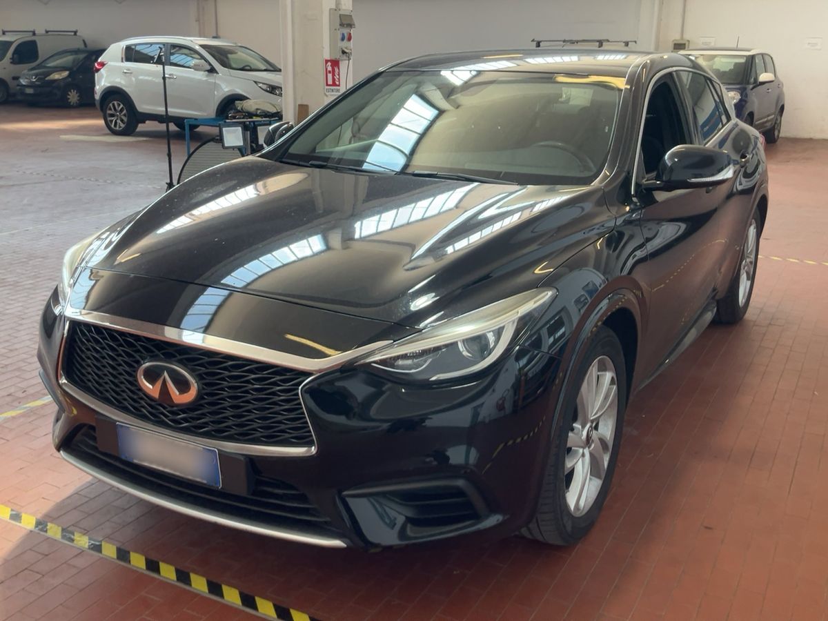 Infiniti Q30 2018